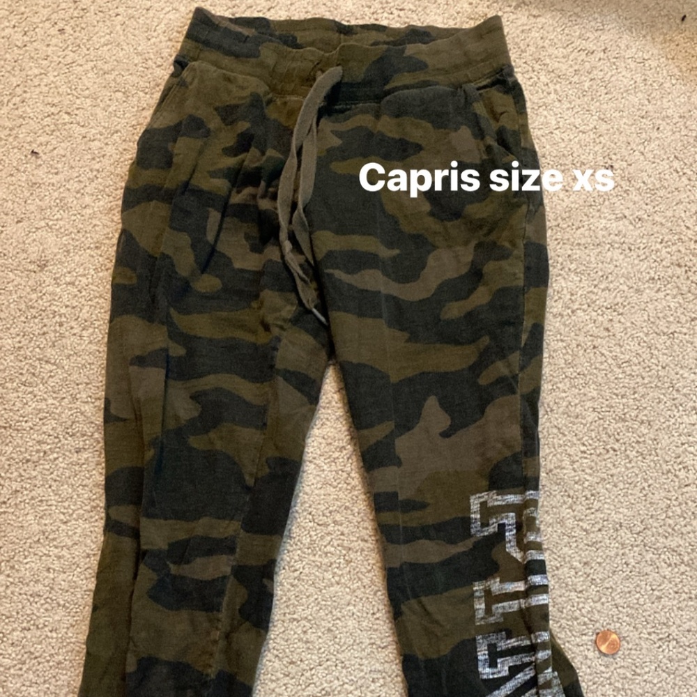PINK capris